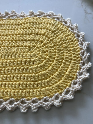 Hand crochet place mat