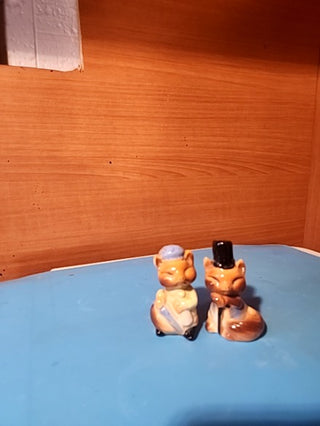 1950 anthropomorphic fox salt and pepper shakers