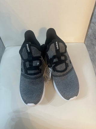 Adidas running shoes Brand New|79250