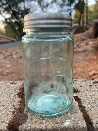vintage-style blue glass Mason jar With Lid
