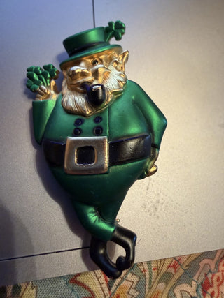 Vintage Leprechaun Brooch #62 VV MTS
