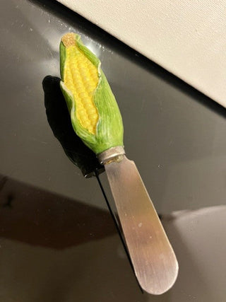 #929 Corn Spreader