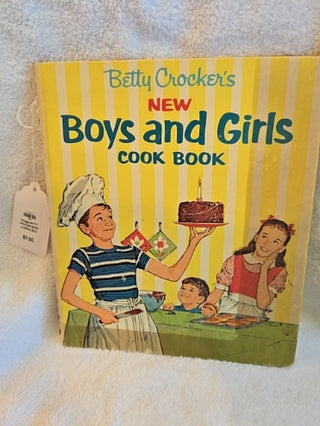 Vintage BETTY CROCKER BOYS & GIRLS, RCD