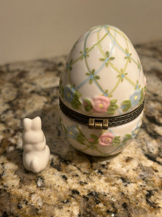 Easter Egg Trinket Box with Bunny Trinket    MTS