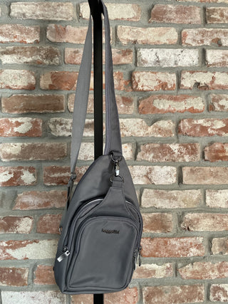 Baggalini Central Park Sling Bag 01100525 RCD|77406