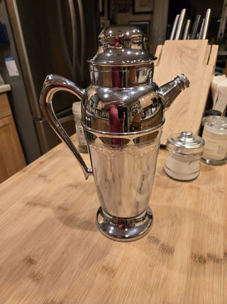Cocktail shaker. Chrome RCD