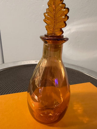 Amber Glass Leaf Topper MTS