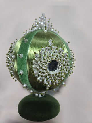 Pearl Sequin Green 1970's Musical Ornament|90860