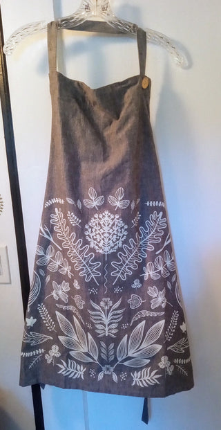 MW Now Designs Gray Stenciled Apron MTS|119897
