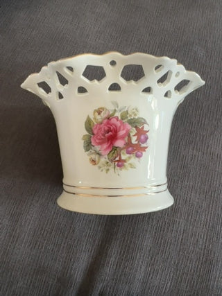 AJ - Vintage Formalities Summer Flowers Planter MTS