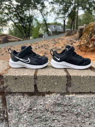 Nike Downshifter Baby Boys Athletic Shoes Size 5c Black