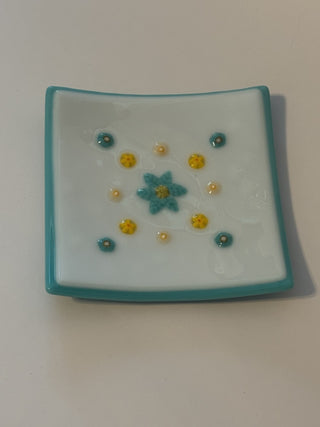 Fused Glass Turquoise/White w/Yellow Flower 4" Square Dish - AnoGlass|72754