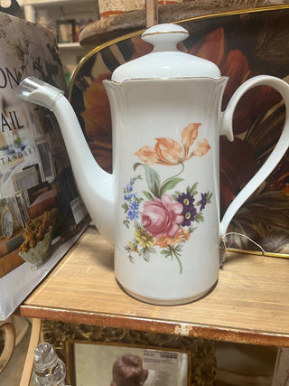 LOVELY VINTAGE FLORAL COFFEE POT NO CHIPS OR CRACKS MADE IN GERMANY EXCELLENT CONDITION (KJS) RCD
