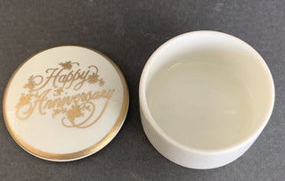 Happy Anniversary Trinket Box Ivory Porcelain Gold trim 50th Mikasa #62 VV MTS