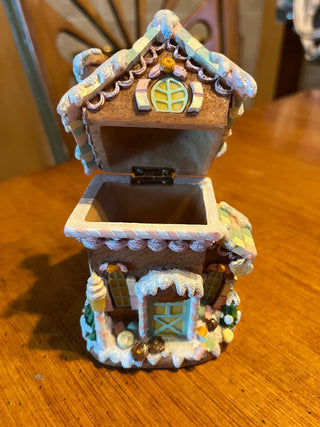 Vintage Gingerbread House Ceramic Hinged Trinket Box  RSV|123758