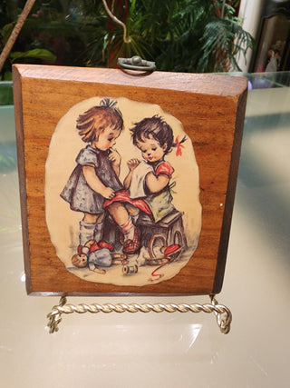Vtg Wall Art Handmade 2 girls RSV|72213