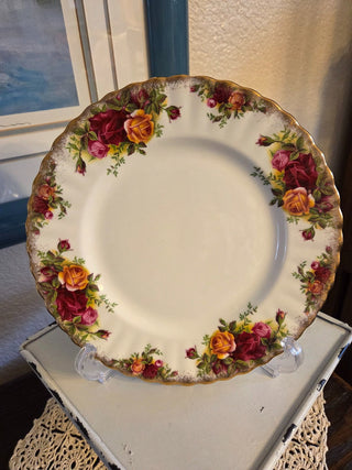 Royal Albert Old Country Roses Salad Plate, RCD