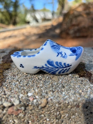 KW Delfts Blue Porcelain Shoe Ashtray JOA, Hand Painted, Windmill & Floral