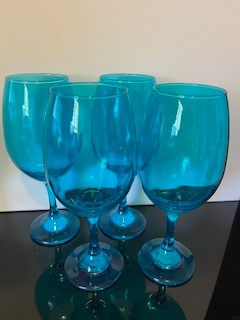 #2198 Caribbean Blue Stemware 4-Set  RSV|98061