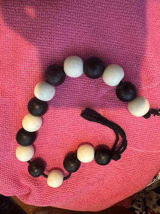 Wooden Beads Decor - Black & White 16" RCD