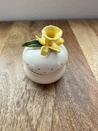 Vintage Porcelain Trinket Box with Daffodil MTS