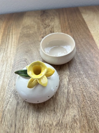 Vintage Porcelain Trinket Box with Daffodil MTS