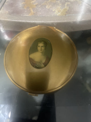 large cameo, compact rsv