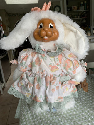 Robert Raikes "Buttercup" Bunny MTS