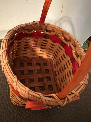 Basket Red Bow Wicker Round MTS|131280