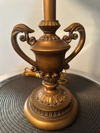 Lamp Trophy-Urn w/shade MTS