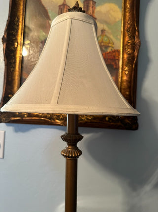 Lamp Trophy-Urn w/shade MTS