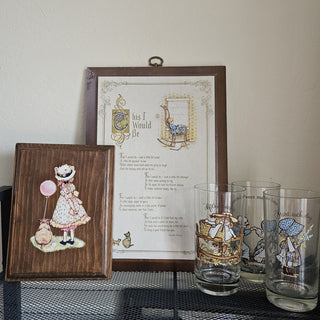 VTG Holly Hobbie - Girl w/ cat holding balloon Wooden Plaque (BRI) - MTS|114546