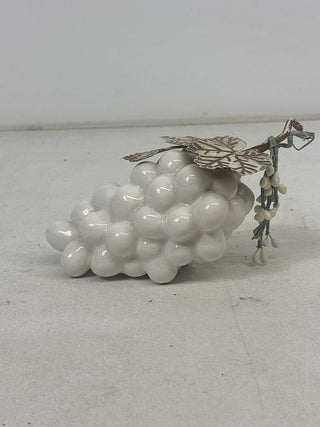 Vintage Hollywood Regency MCM White Ceramic Glazed Bunch of Grapes|76009