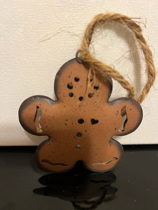 #1608 Metal Ornament