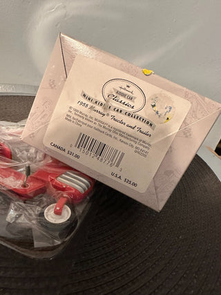 Ornament Hallmark Tractor Trailer MTS|86657