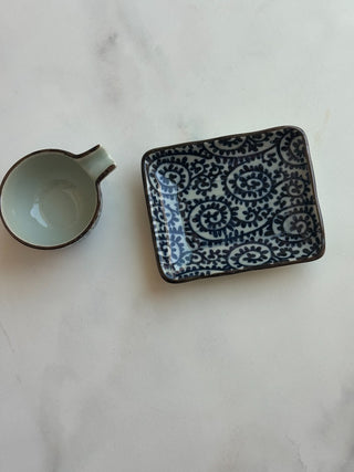 Japanese Porcelain Ceramic Blue Sake Cup and Tray|96480