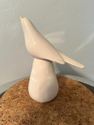 Bird Pedestal White Ceramic MTS