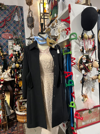 MODA International black coat 6P MTS