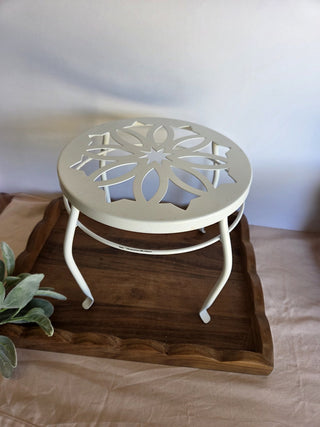 White Metal Plant Stand- RSV|167186
