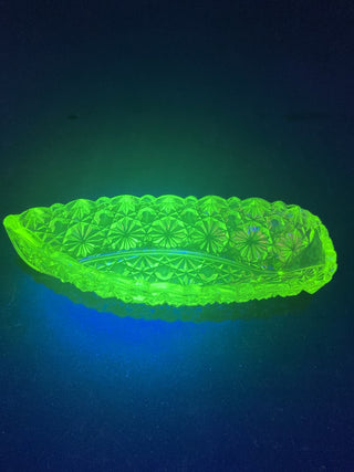 Antique vaseline glass boat salt cellar rcd|75395