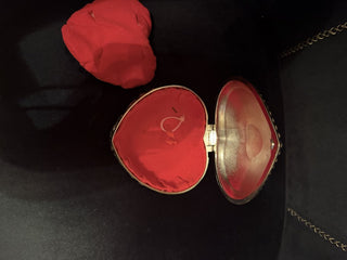 Vintage Engravable Silver-plated heart shape trinket or jewelry box #62 VV MTS