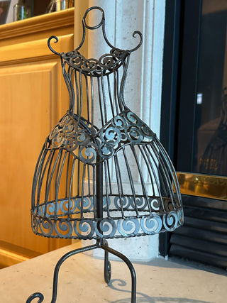 Vtg. 1950's dress mold/jewelry display, wrought iron 18" tall|67329