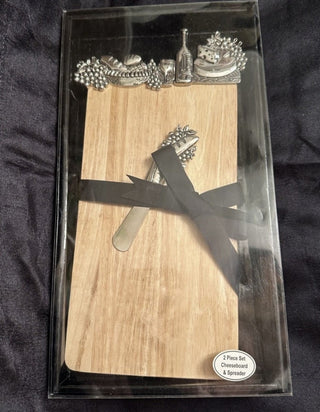 Ganz 2 piece set Decor Wooden Cheeseboard w/ metal accents and spreaders #47 VV MTS