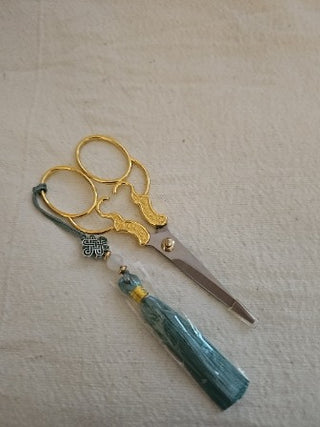 Sewing Scissors w/Tassel