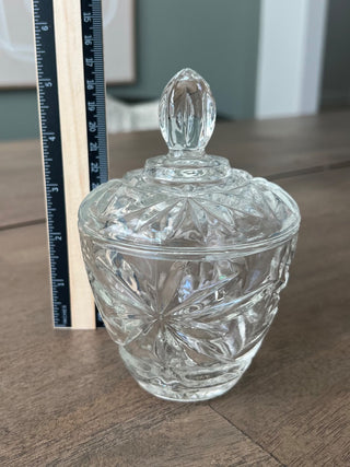 Vintage crystal sugar bowl with lid|55506