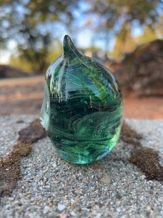 hand-blown Kerry Glass green swirl owl glass paperweight figurine