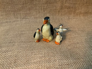 Vintage Penguin set porcelain Japan 1 distressed 4 pc MTS