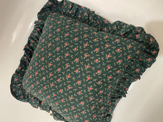 80's 14" Square Amish Hand Made Pillow, Green Star--SP MTS