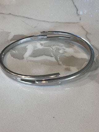 AVON 1970s Silver Hinged Bracelet|53942