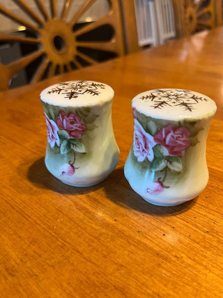 Vintage Lefton Green Heritage S & P Shakers (set of 2) RSV